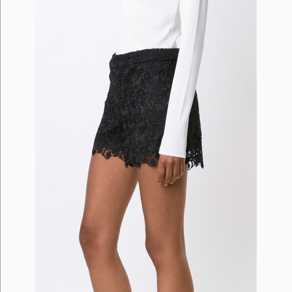 Alice+Olivia Scalloped Hem Shorts in Black